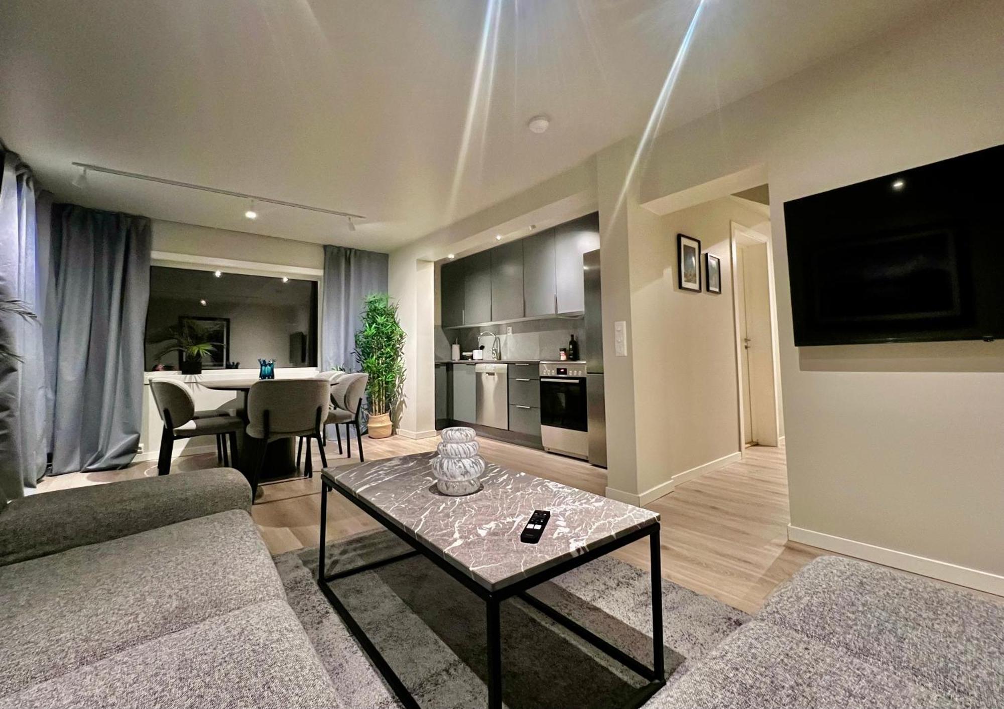 Lyngen - Tag Apartments Tromsø Extérieur photo
